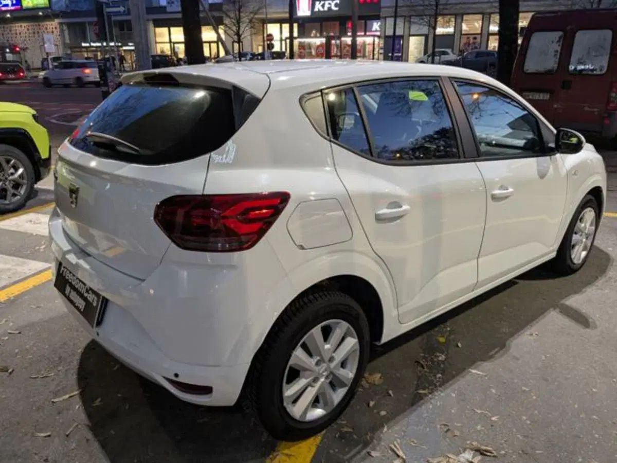 Dacia Sandero usata a Parma (4)