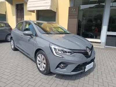 Renault Clio TCe 100 CV GPL 5 porte Zen del 2020 usata a Parma