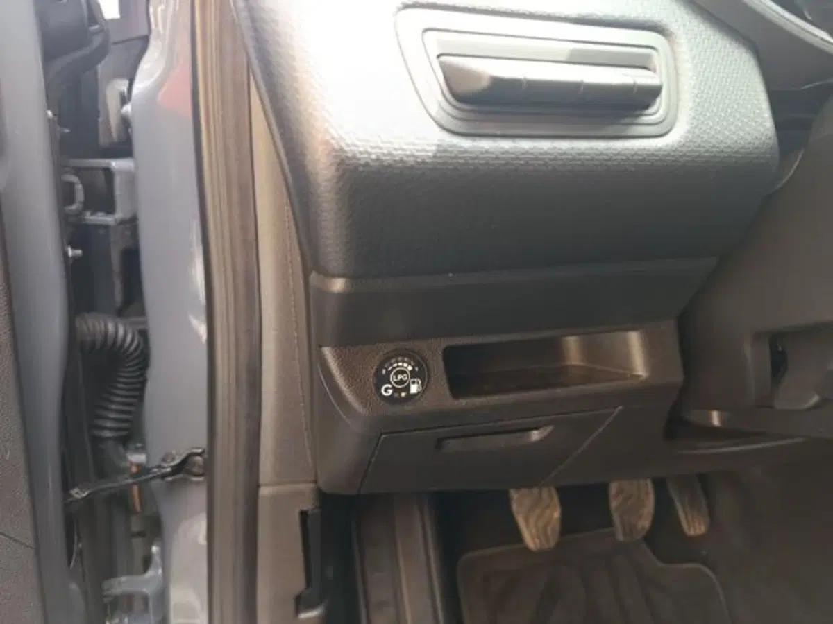 Renault Clio usata a Parma (14)