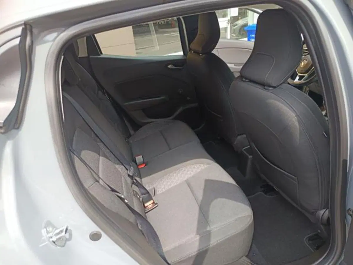 Renault Clio usata a Parma (16)