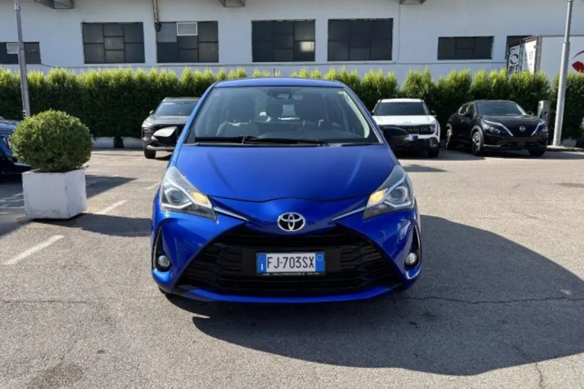 Toyota Yaris usata a Latina (2)