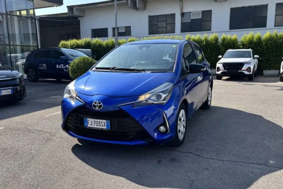 Toyota Yaris usata a Latina (3)