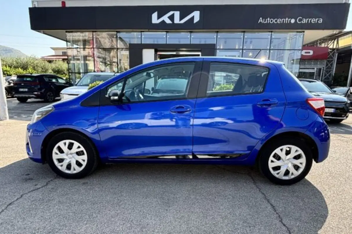 Toyota Yaris usata a Latina (4)