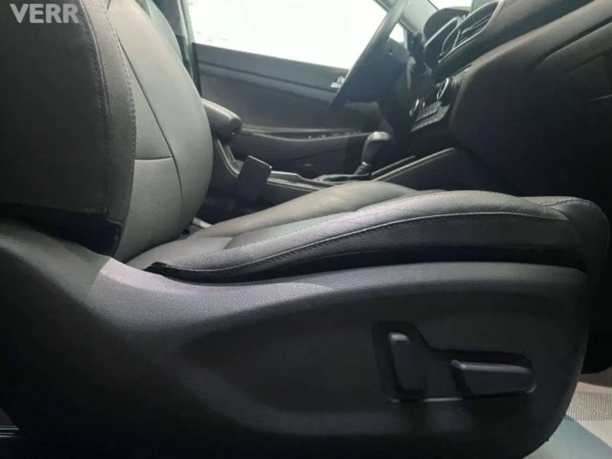 Hyundai Tucson usata a Milano (11)