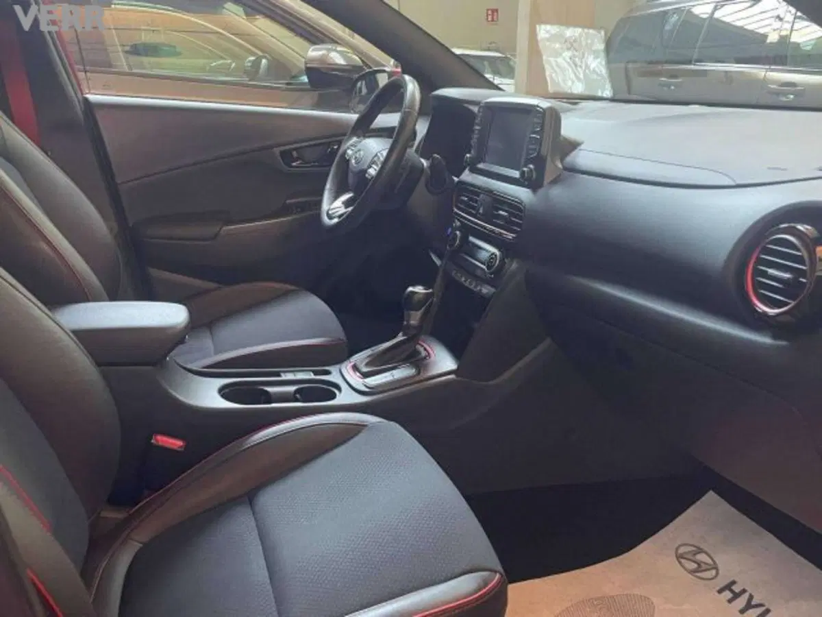 Hyundai Kona usata a Milano (11)
