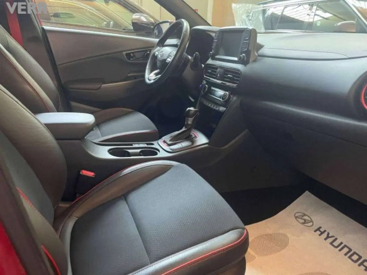 Hyundai Kona usata a Milano (12)