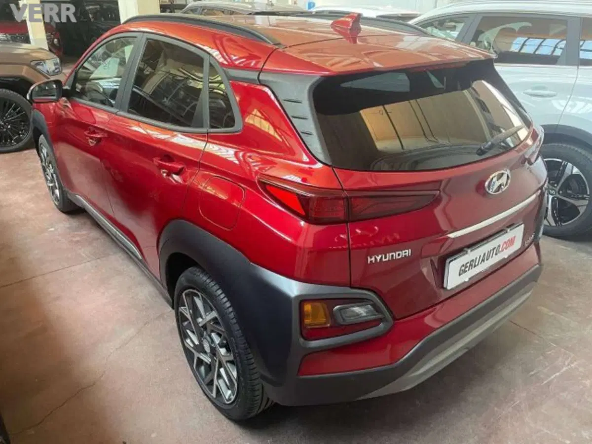 Hyundai Kona usata a Milano (8)