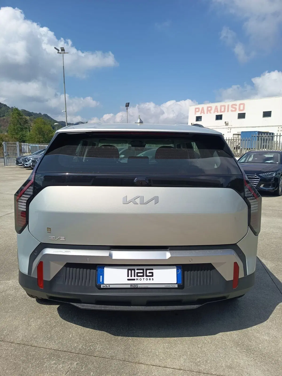 Kia EV3 usata a Cosenza (6)