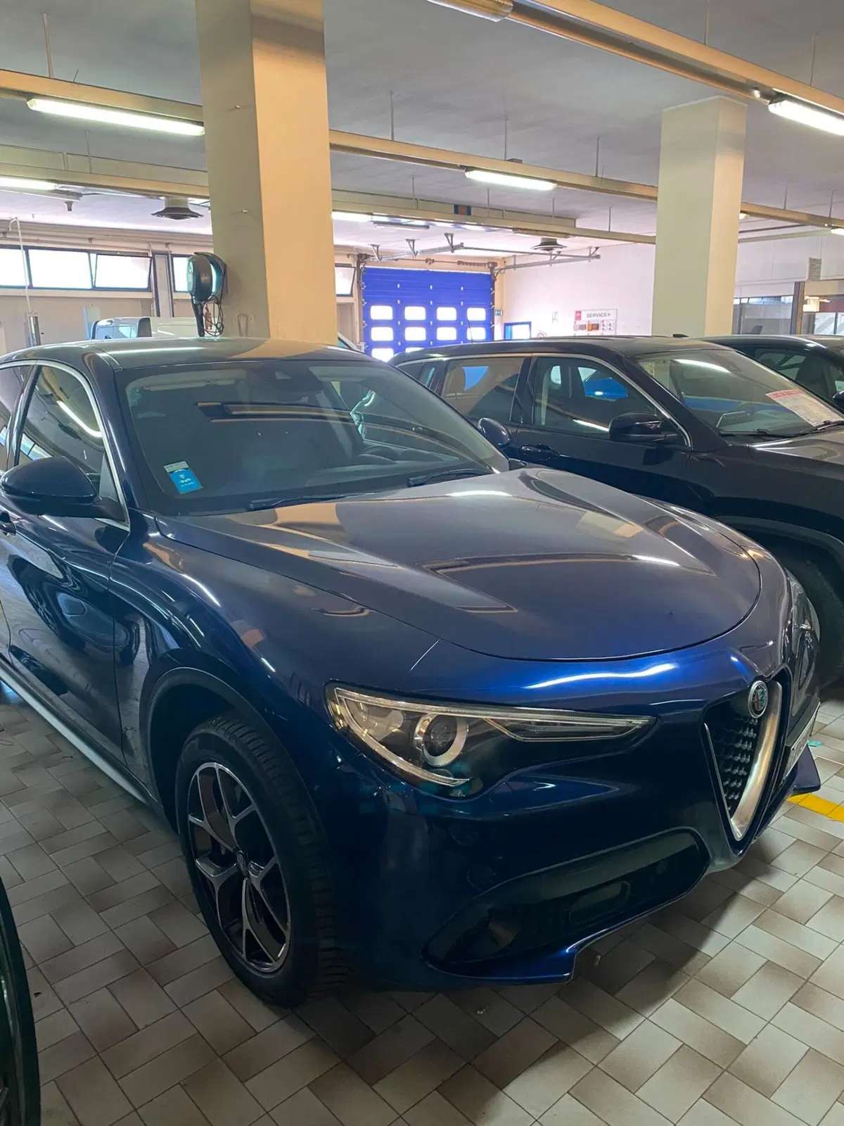 Alfa Romeo Stelvio usata a Cagliari (3)