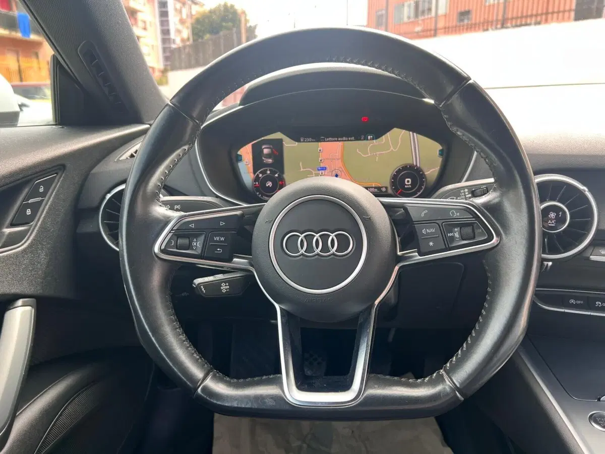 Audi TT Coupé usata a Messina (14)