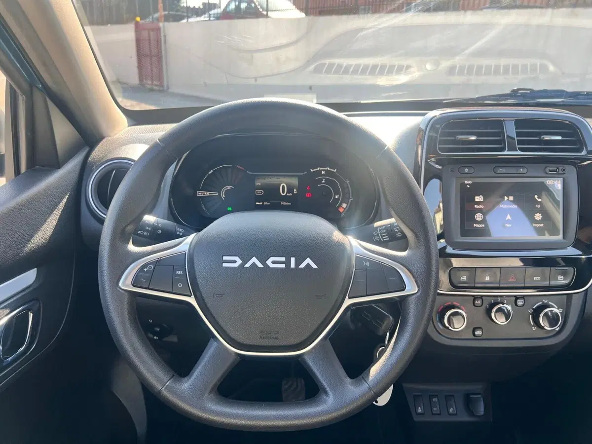 Dacia Spring usata a Messina (14)