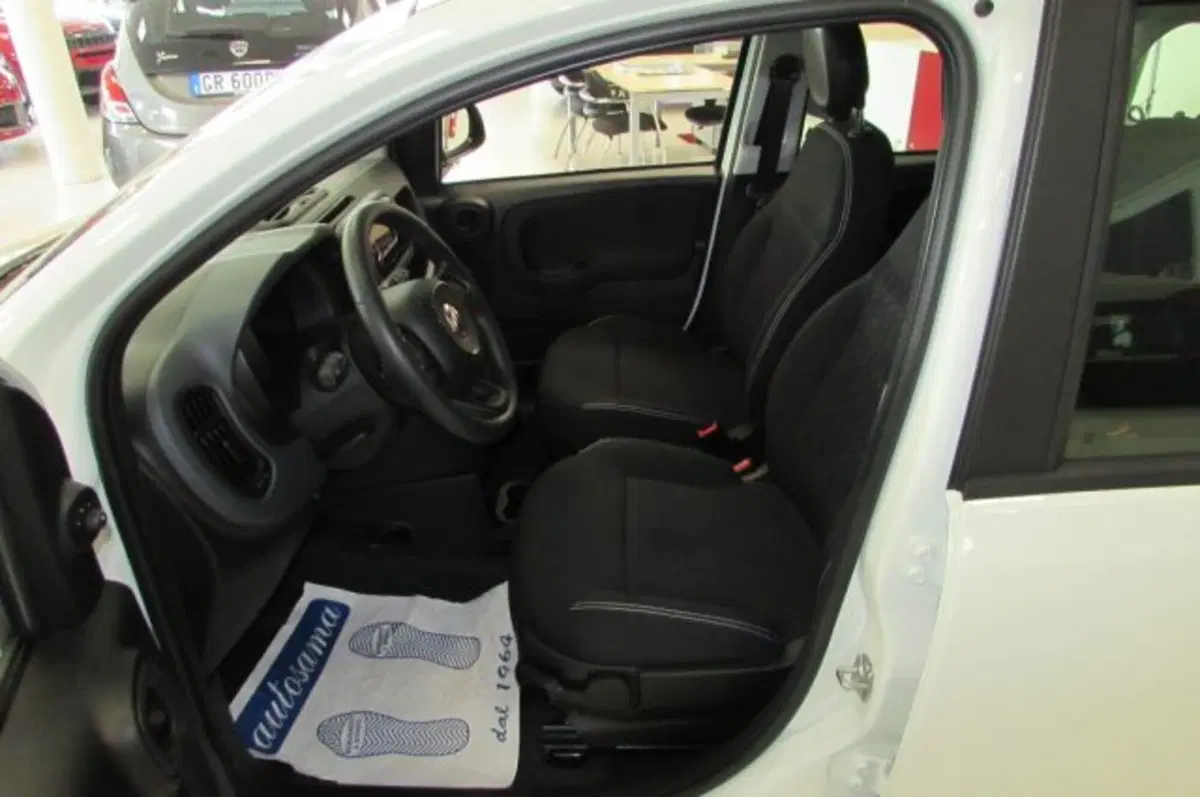 Fiat Panda nuova a Milano (5)
