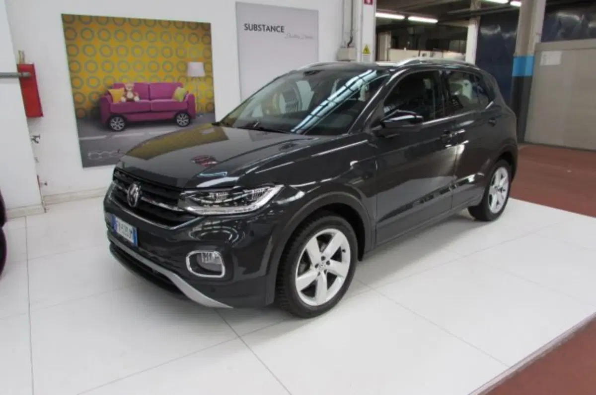 Volkswagen T-Cross usata a Milano (2)