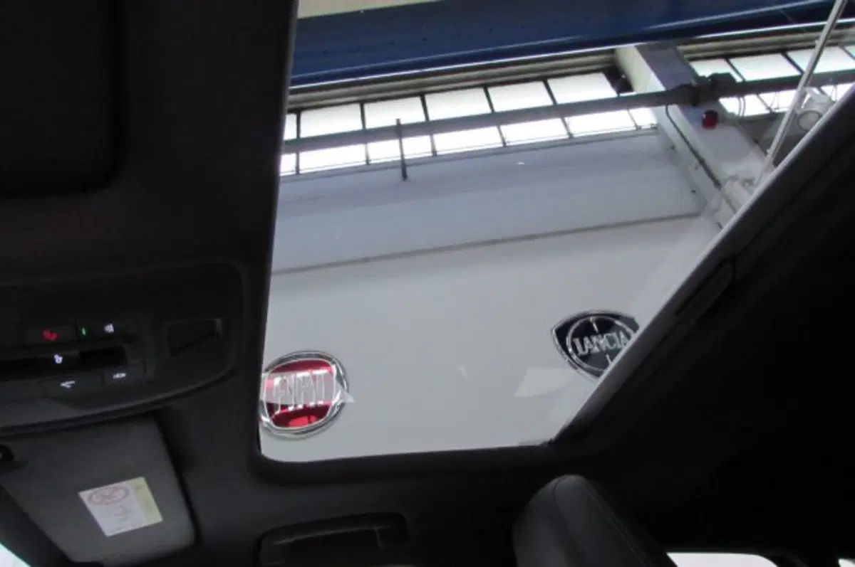 Audi S3 Sportback nuova a Milano (12)
