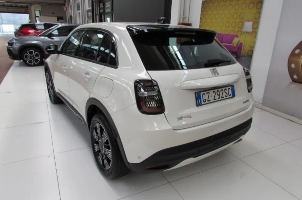 Fiat 600 usata a Milano (4)