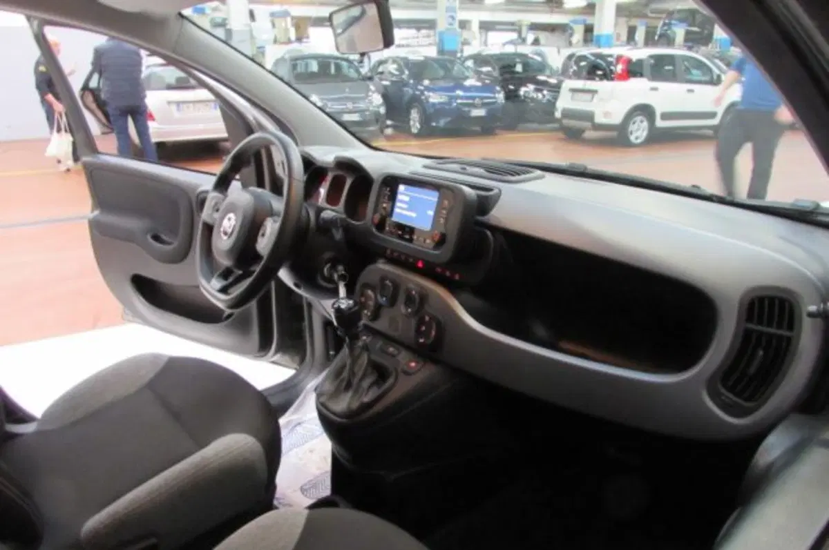 Fiat Panda usata a Milano (17)