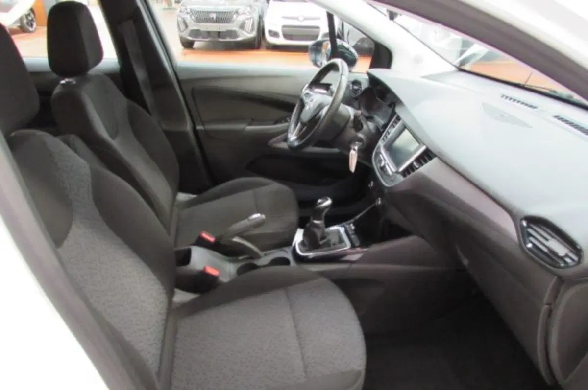 Opel Crossland usata a Milano (15)