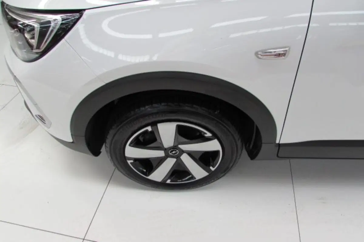 Opel Crossland usata a Milano (6)