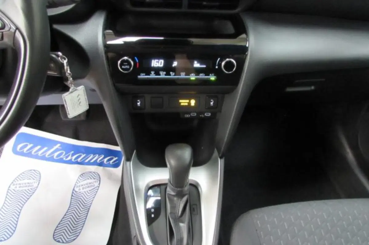 Toyota Yaris Cross usata a Milano (10)