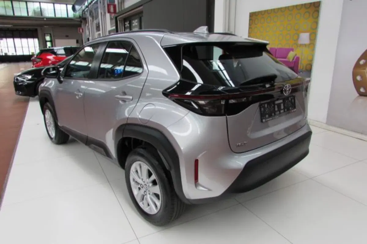 Toyota Yaris Cross usata a Milano (4)