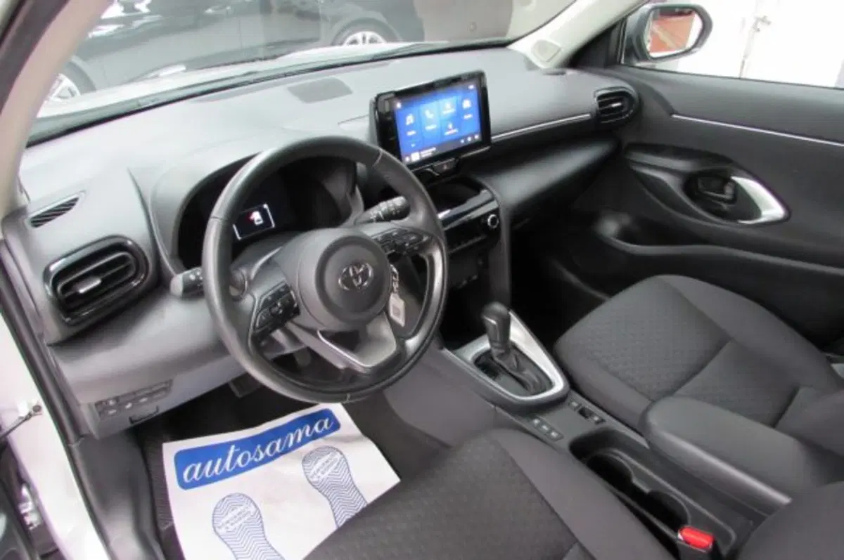 Toyota Yaris Cross usata a Milano (8)