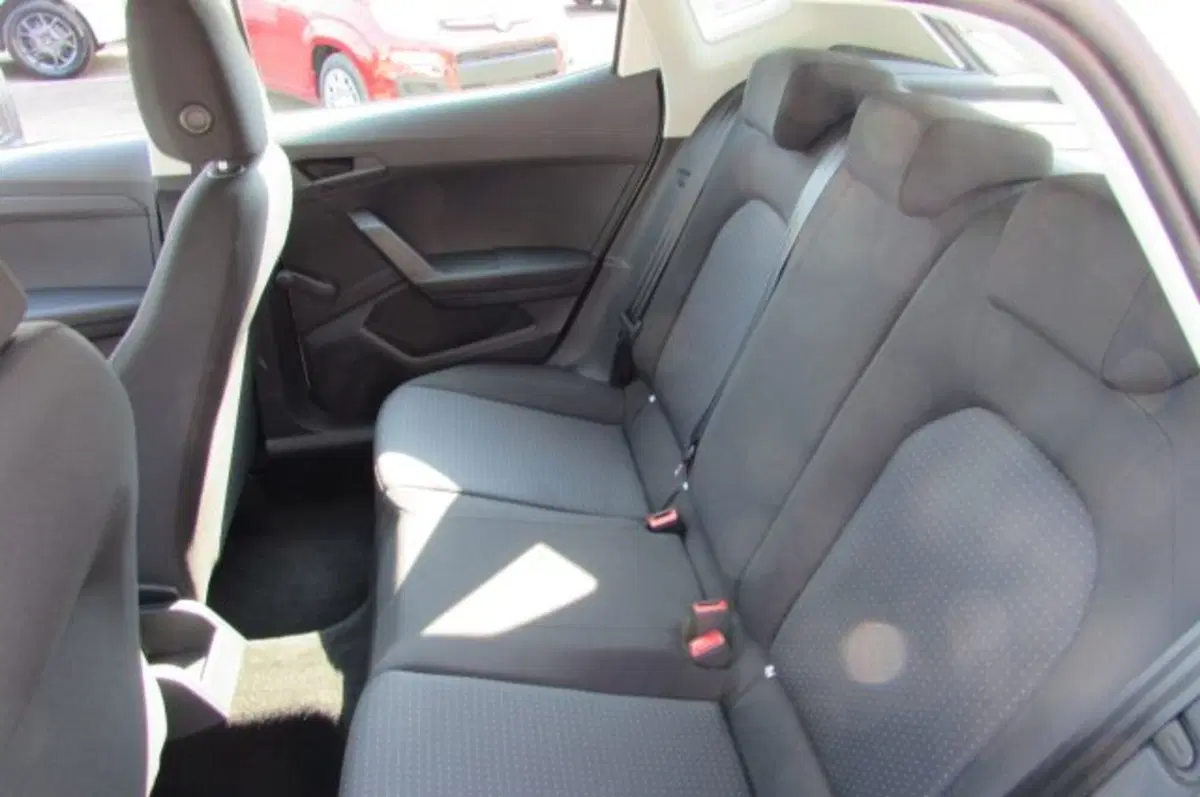 SEAT Ibiza usata a Milano (13)