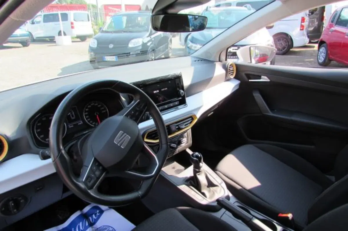 SEAT Ibiza usata a Milano (8)