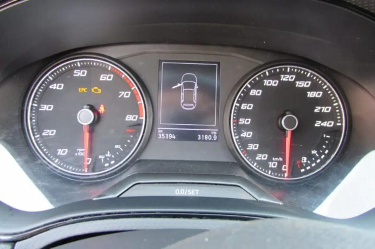 SEAT Ibiza usata a Milano (9)