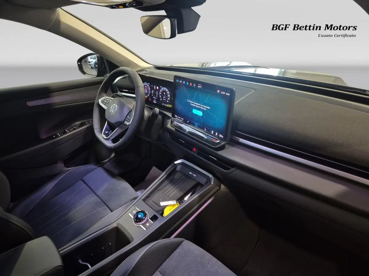 Volkswagen T-Roc nuova a Padova (10)