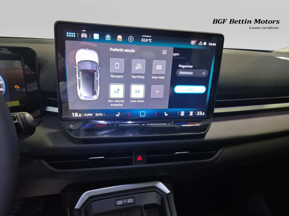 Volkswagen T-Roc nuova a Padova (15)