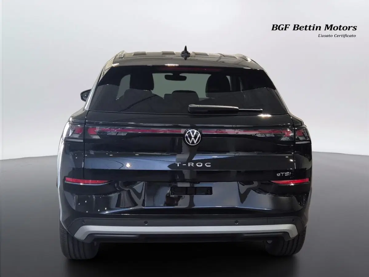 Volkswagen T-Roc nuova a Padova (8)