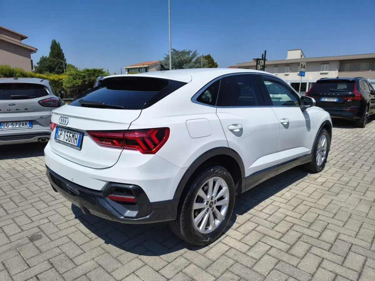 Audi Q3 Sportback usata a Firenze (4)