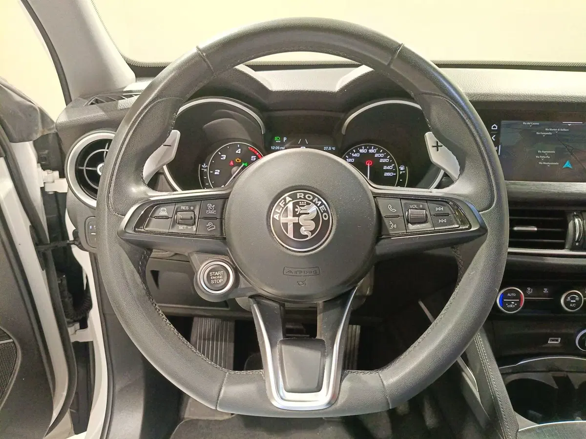 Alfa Romeo Stelvio usata a Ascoli Piceno (17)