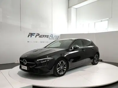 Mercedes-Benz Classe A 180 d Automatic Premium del 2023 usata a Teramo