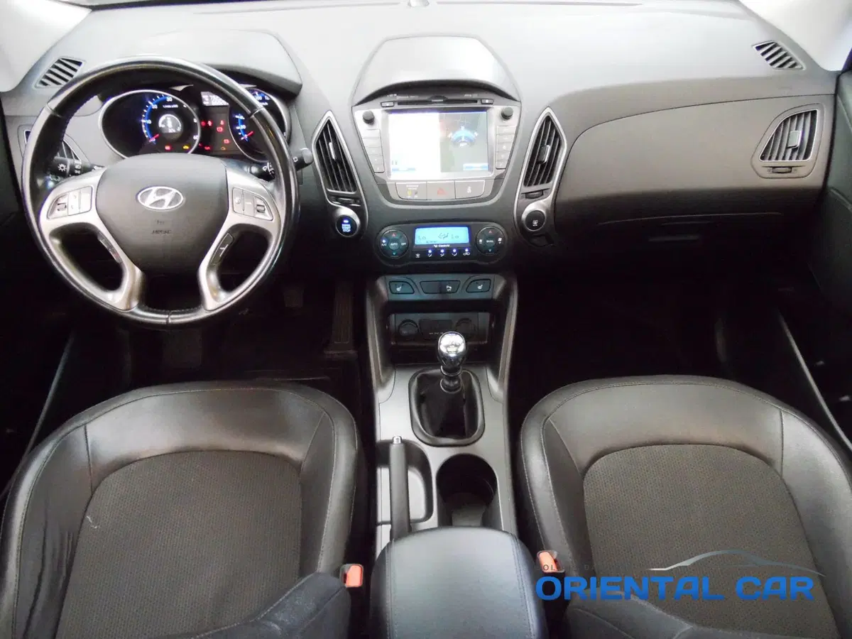 Hyundai ix35 usata a La Spezia (18)