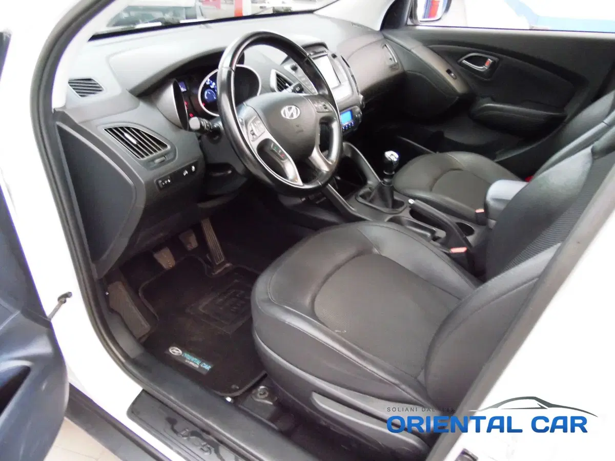 Hyundai ix35 usata a La Spezia (9)