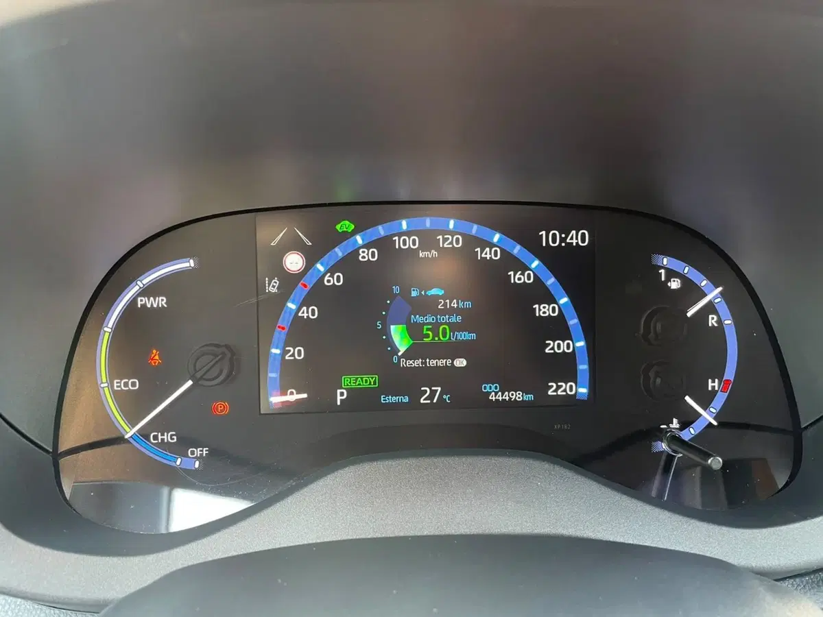 Toyota Yaris Cross usata a Piacenza (10)