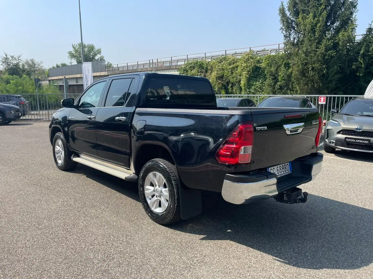 Toyota Hilux usata a Piacenza (2)