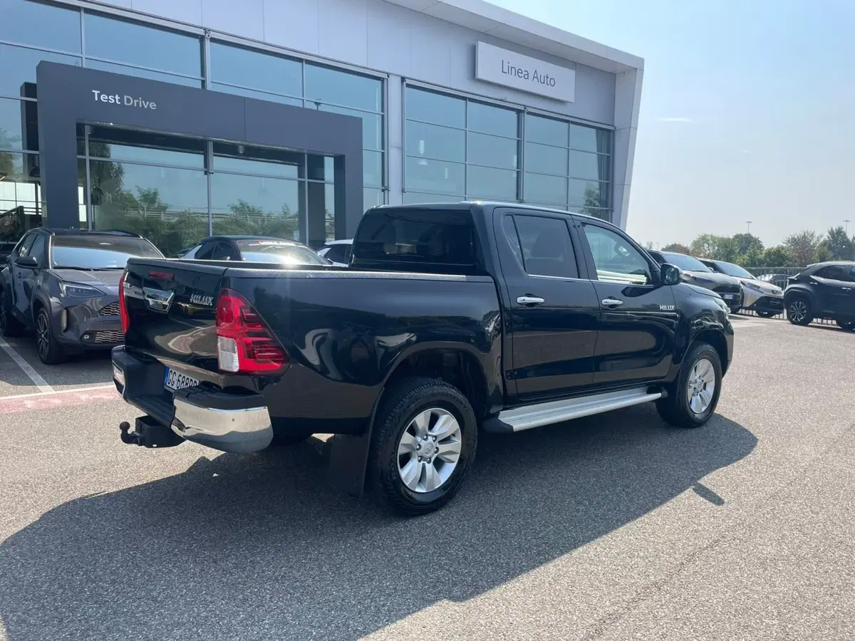 Toyota Hilux usata a Piacenza (3)