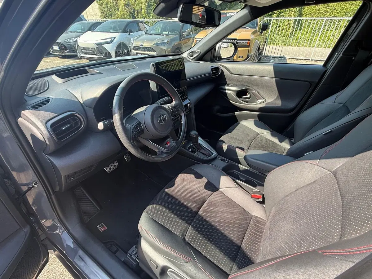 Toyota Yaris Cross usata a Piacenza (8)