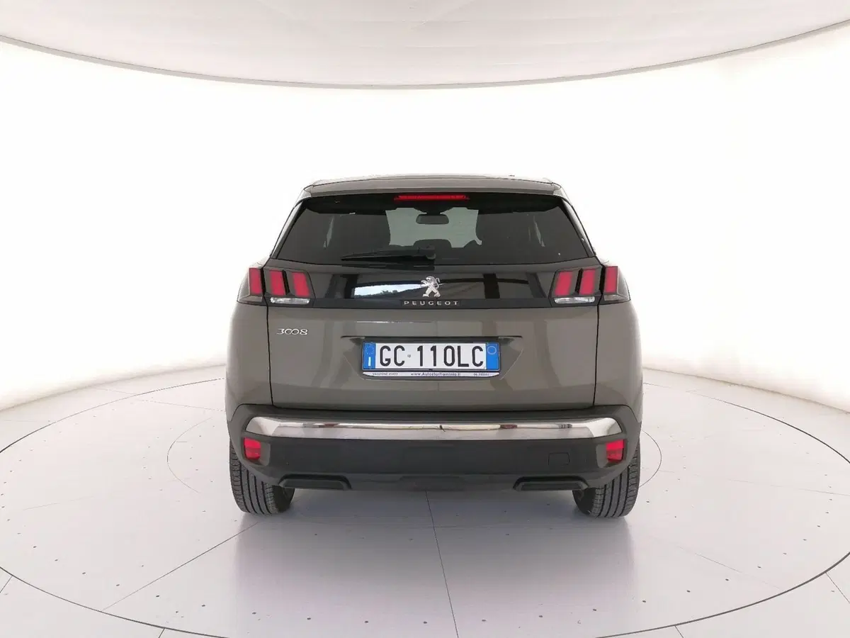 Peugeot 3008 usata a Roma (4)