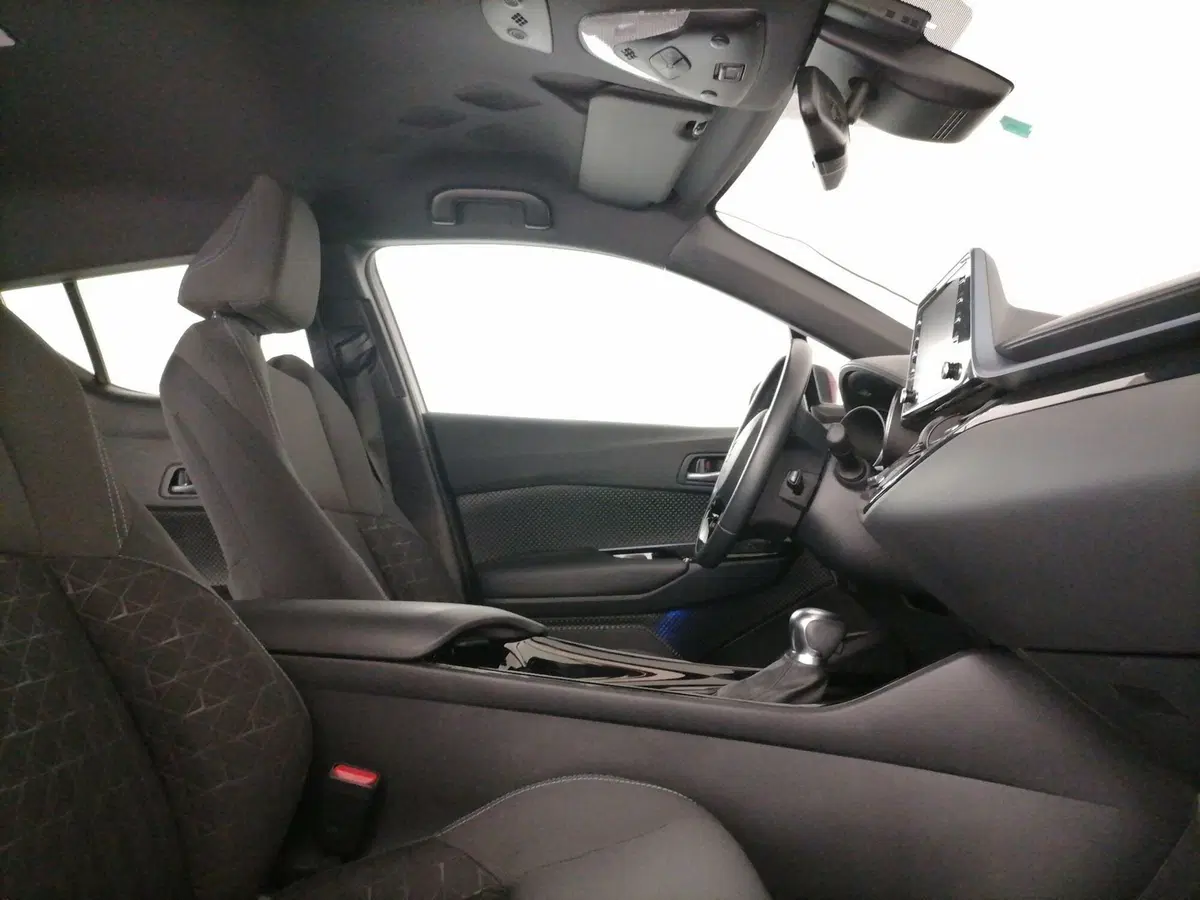 Toyota Toyota C-HR usata a Roma (6)