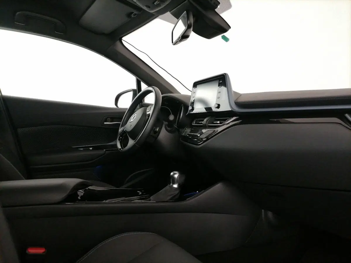 Toyota Toyota C-HR usata a Roma (7)