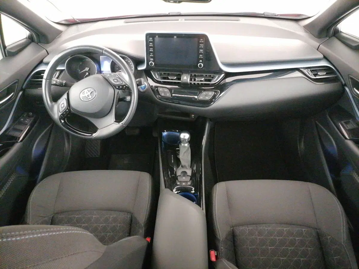 Toyota Toyota C-HR usata a Roma (9)