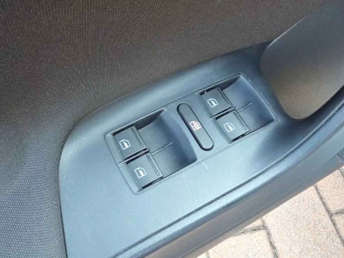 SEAT Ibiza usata a Monza e Brianza (17)