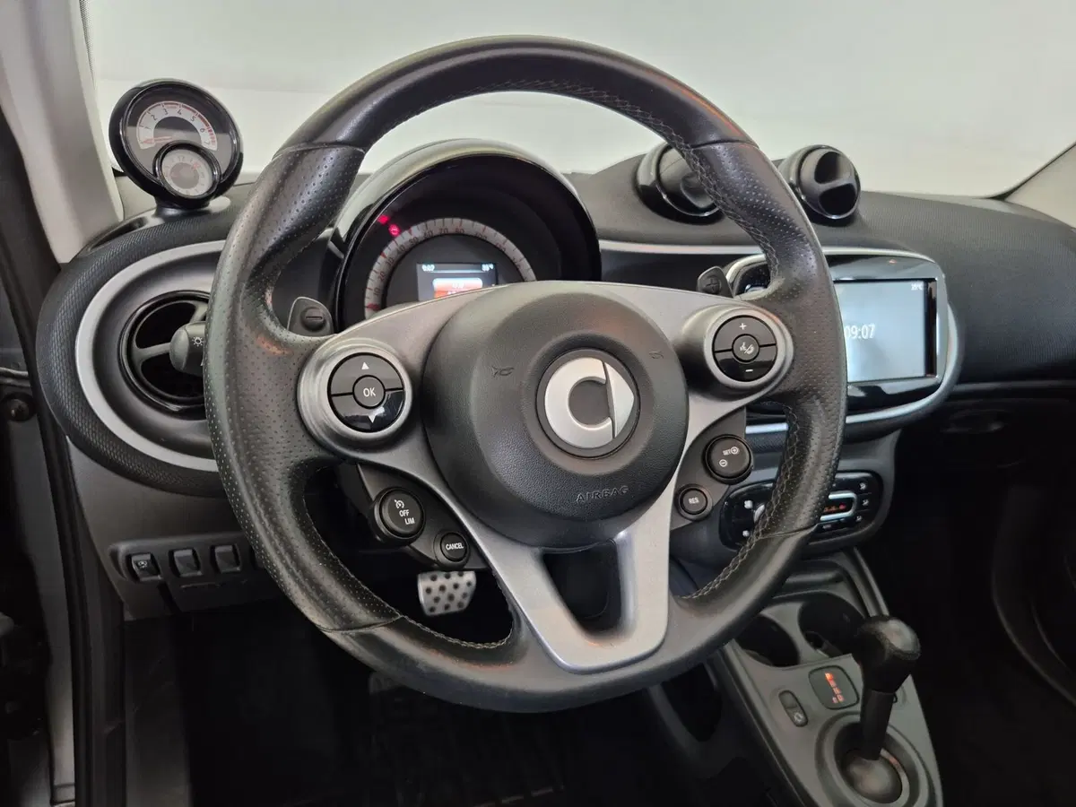 smart Fortwo Cabrio usata a Torino (8)