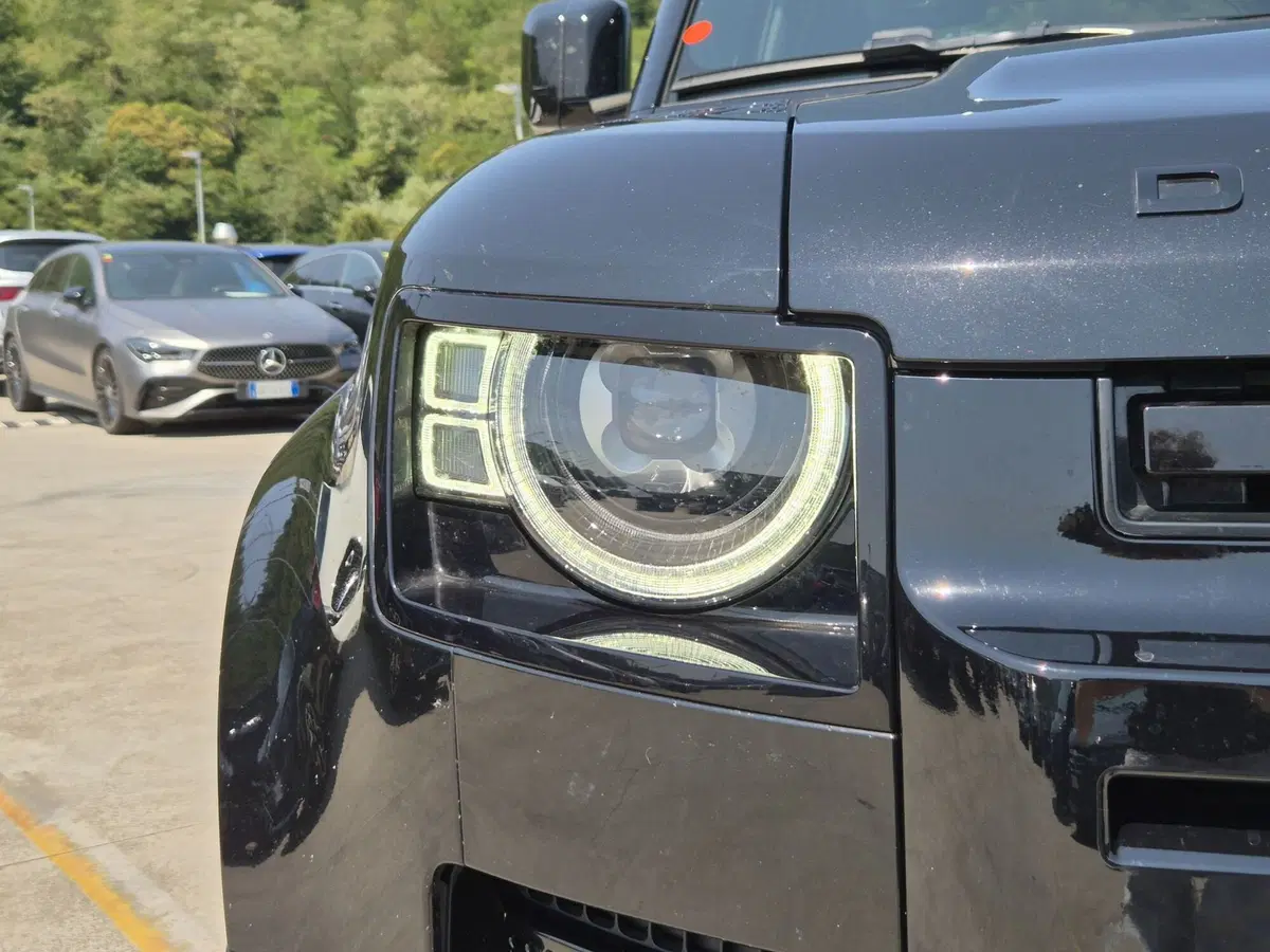 Land Rover Defender usata  (17)