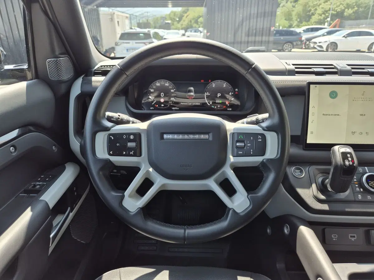 Land Rover Defender usata  (18)