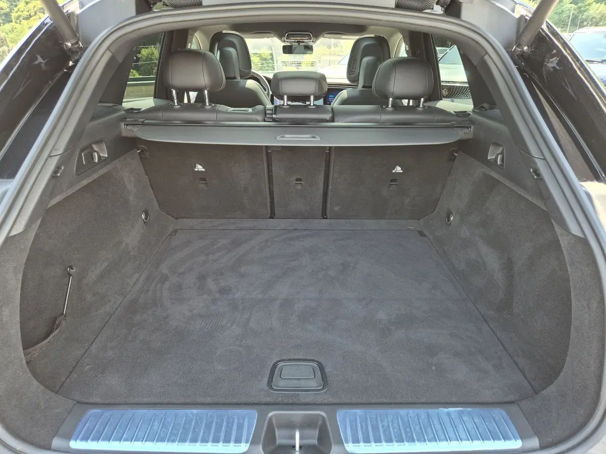 Mercedes-Benz EQE SUV usata  (12)