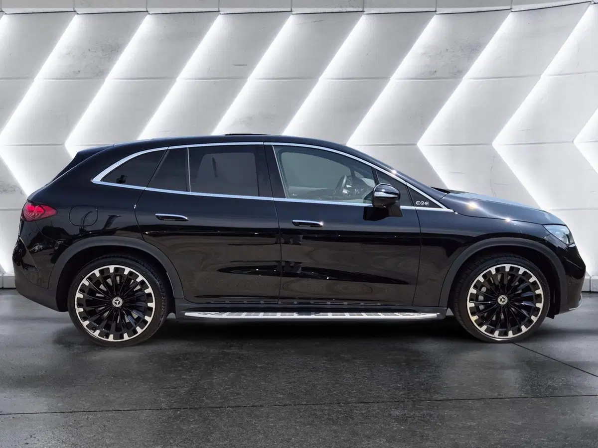 Mercedes-Benz EQE SUV usata  (5)
